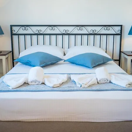 Aparthotel Andreotis Apts