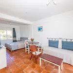 Apartahotel Andreotis Apts