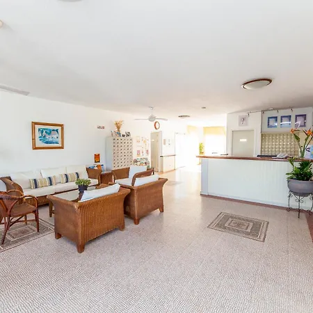 Andreotis Apts 4*