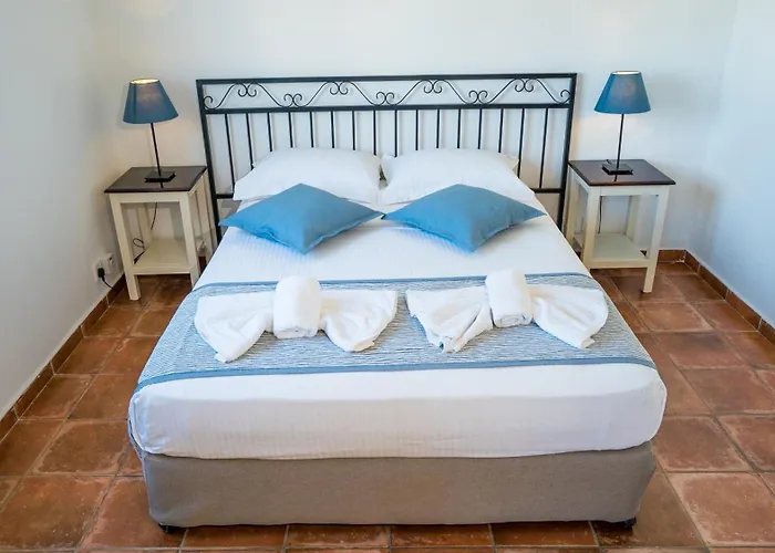 Aparthotel Andreotis Apts 4*