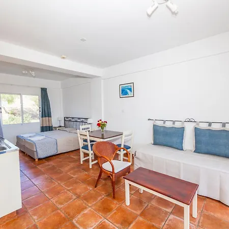 Appart hôtel Andreotis Apts